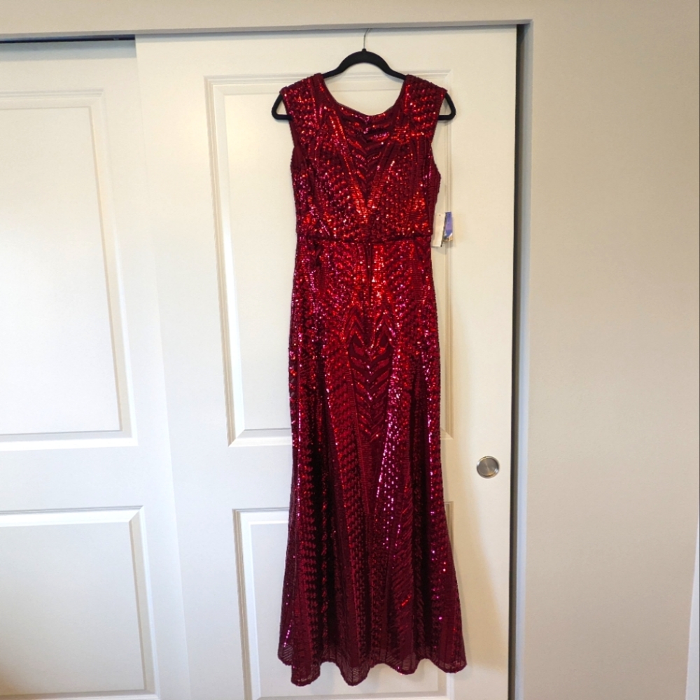 NWT Nightway Prom or Event Dress / Evening Gown - Wine colored